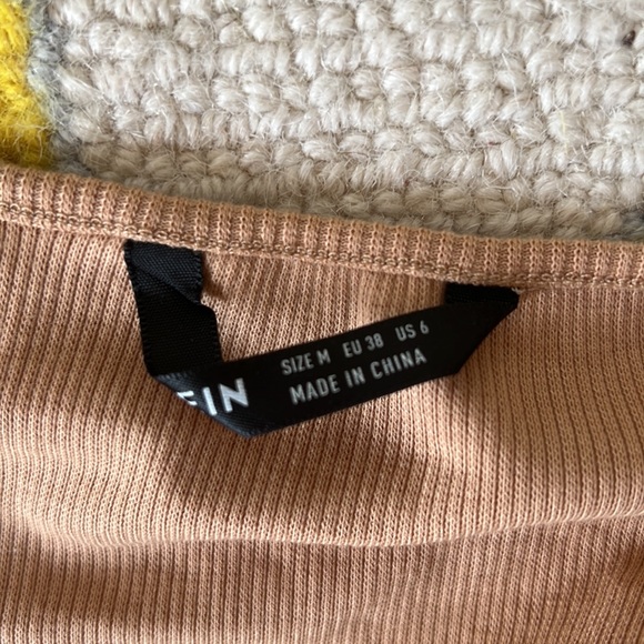 NWOT Shein Halter Crop Top. Sz M - Picture 4 of 4